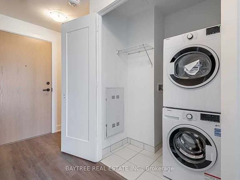 1 Belsize Dr #424 — Photo 12