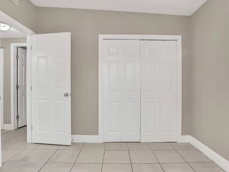 6215 Melbourne Ave — Photo 4