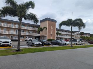 131 Doolen Ct APT 303, North Palm Beach, FL 33408