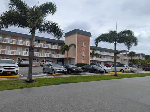 131 Doolen Ct, North Palm Beach, FL