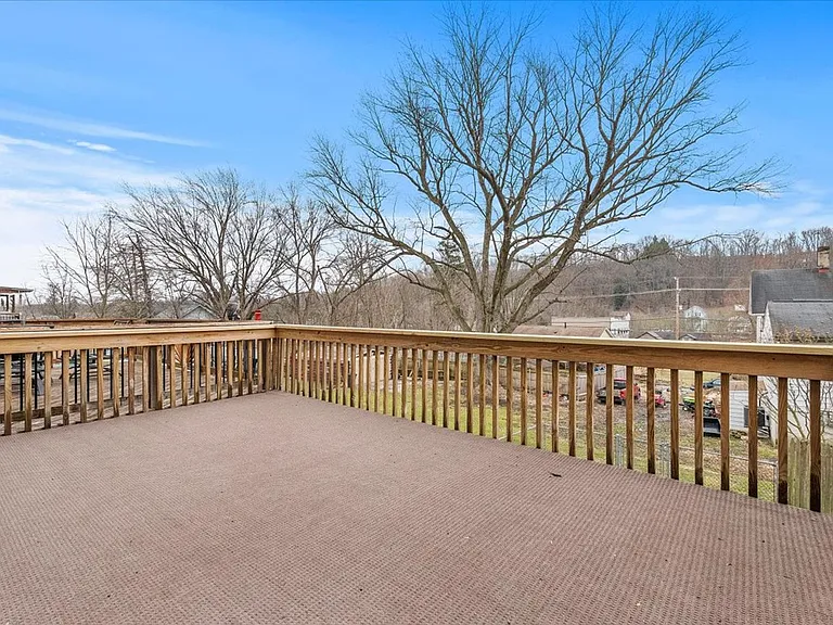 202D Stark Ave — Photo 22