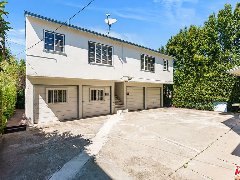 729 Crenshaw Blvd — Photo 1