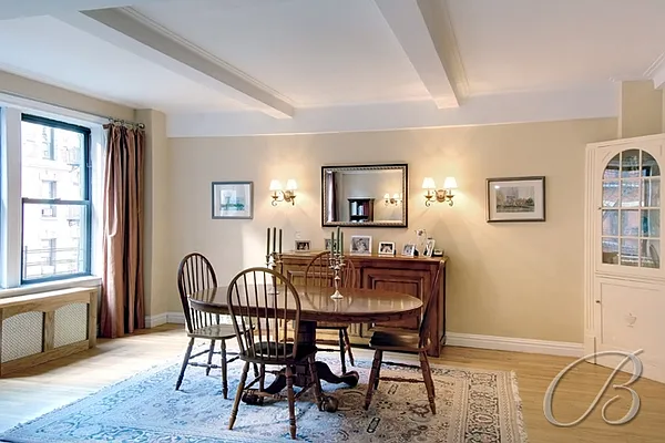 Sold by Bellmarc Realty | media 15