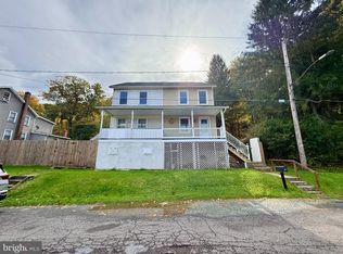 207-209 Yard St, Nesquehoning, PA 18240