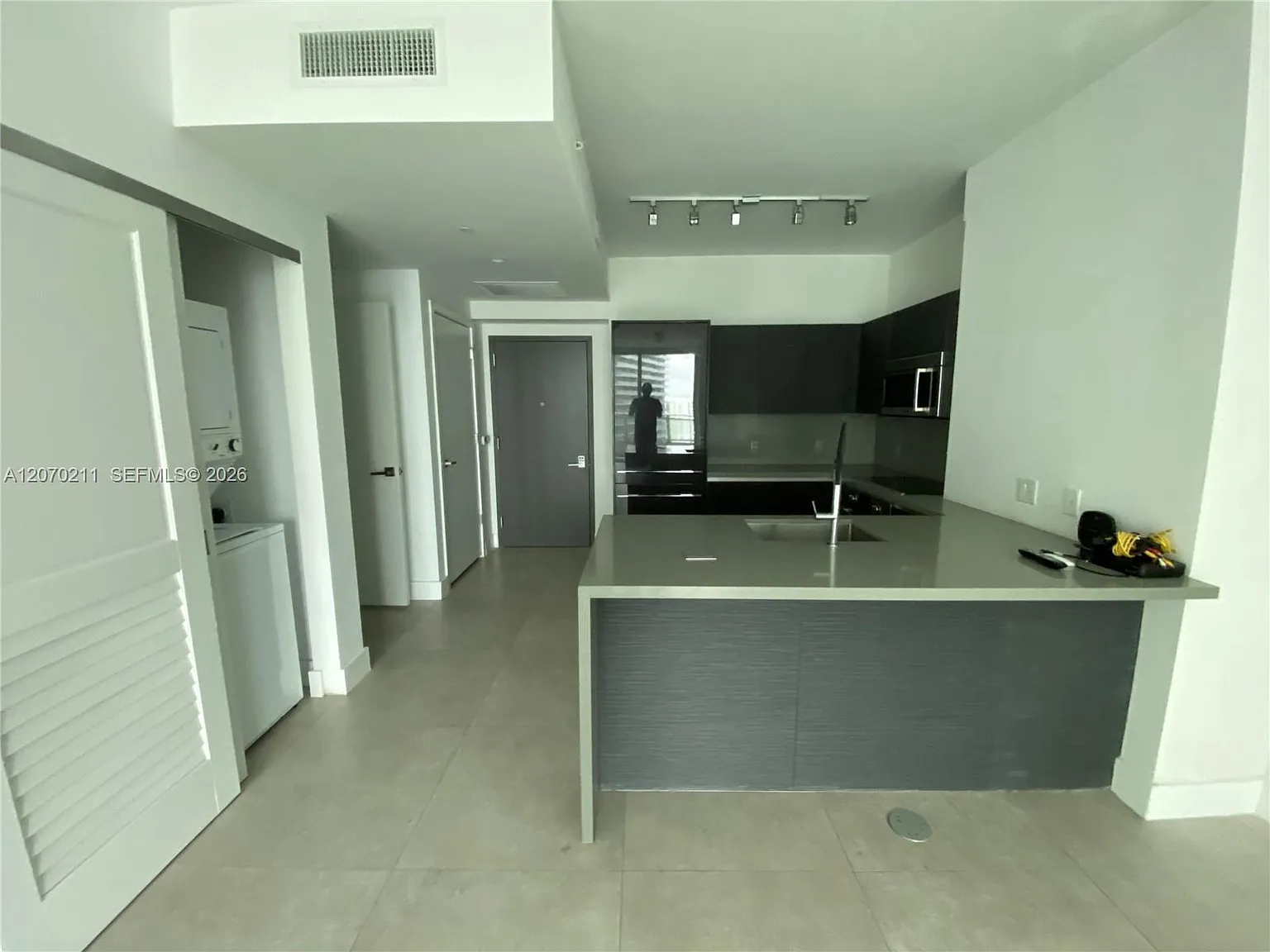 The Bondo (1080 Brickell) — Photo 2