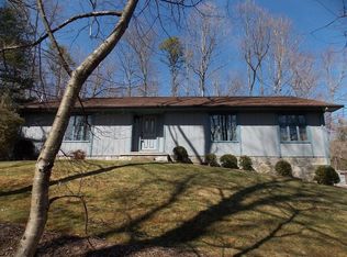 303 Knollwood Dr, Marion, NC 28752