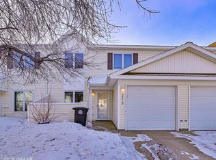 2410 S 38th St, Grand Forks, ND 58201