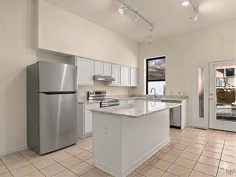 2211 Menard St #A — Photo 2