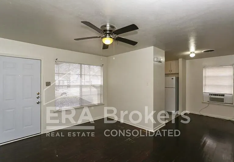 507 Adams Ave #B — Photo 3