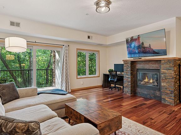 3rd image of 10806 S Shore Dr Unit 108
