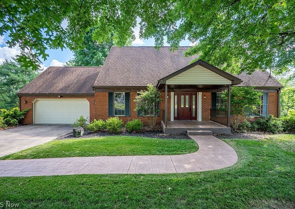 1st image of 235 N Hills Dr