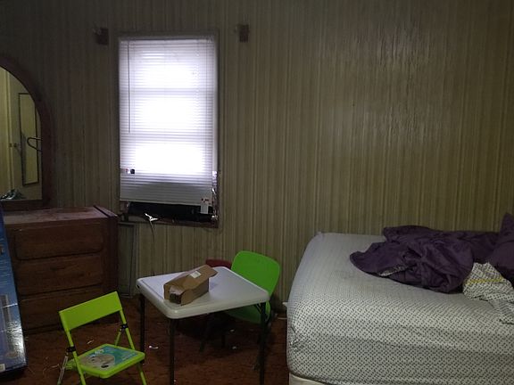 3rd image of 856 Ohio Ave