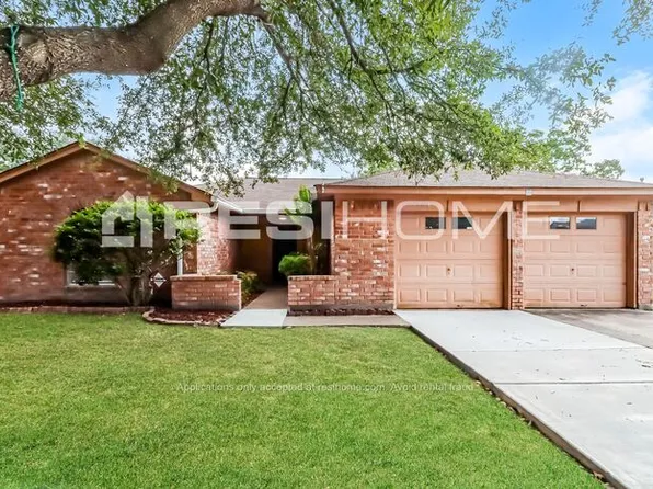 4203 Stonehenge Trl, Houston, TX 77066