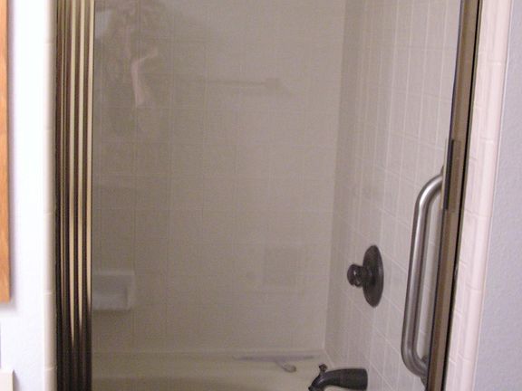 4th image of 432 W Oak St