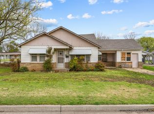 730 W 4th St, Ada, OK 74820