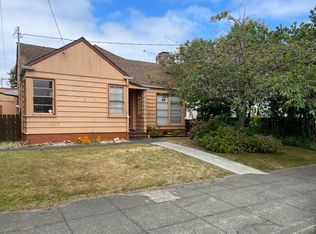 2926 G St, Eureka, CA 95501