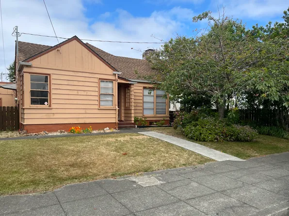2926 G St, Eureka, CA 95501