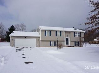 7263 Pear Tree Mdws, Ontario, NY 14519