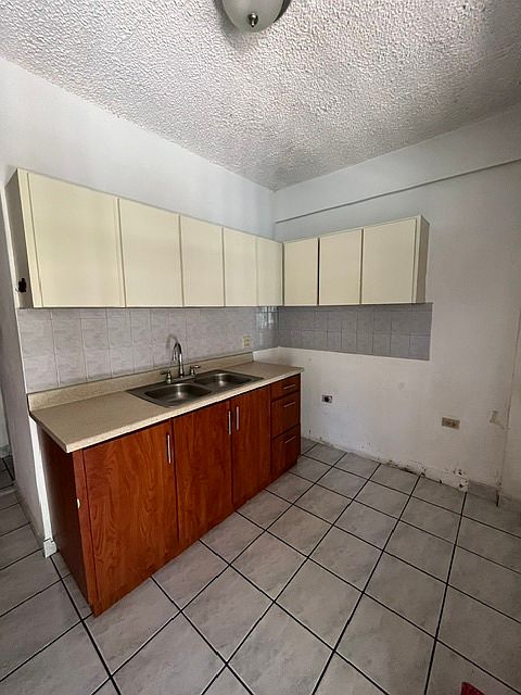 1st image of 7 Cd Urb Puerto Nuevo #1