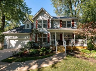 1815 Kingsford Dr, Louisville, KY