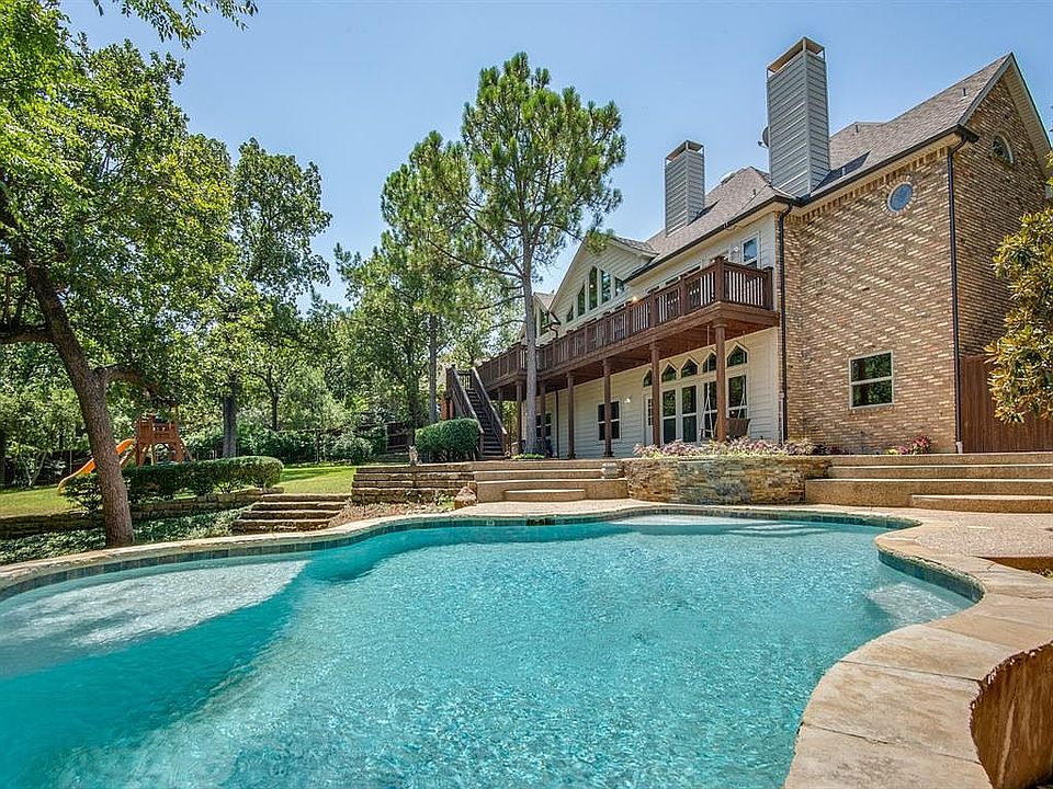 1st image of 380 Craig Cir