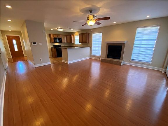 4th image of 7519 Scottwood Dr