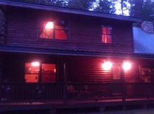 62 Cala Ln, Alum Creek, WV 25003