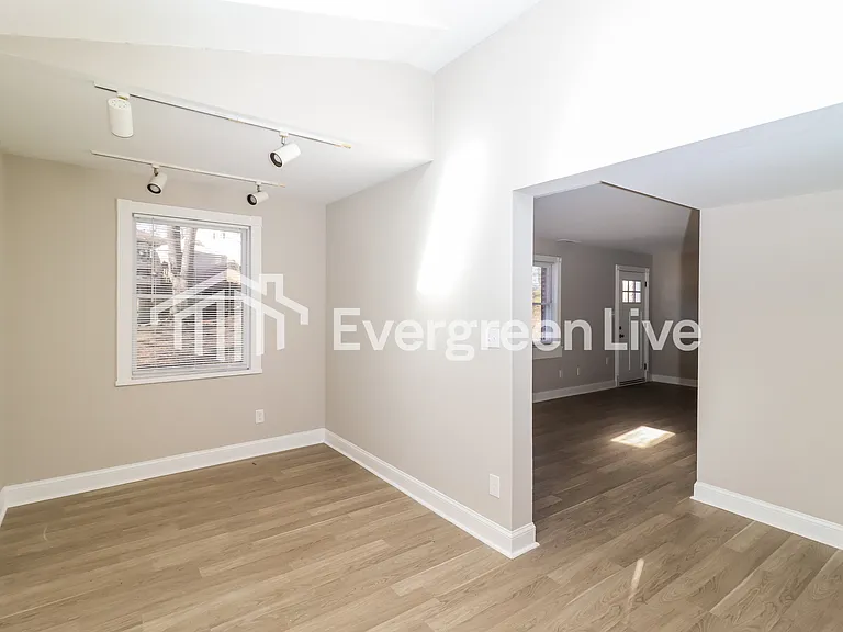 737 Eddy Rd — Photo 5