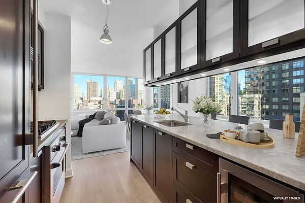Sold by Compass | media 7