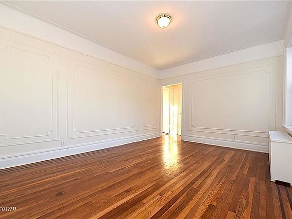 3rd image of 3056 30th St #6K