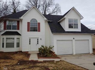 5748 Wellborn Creek Dr, Lithonia, GA 30058