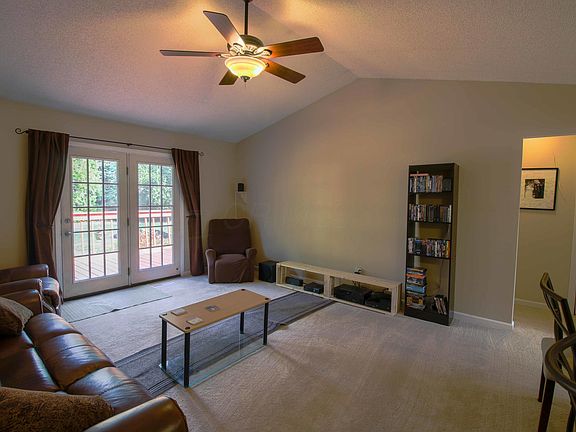 2nd image of 4892 Leybourne Dr