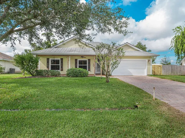 241 SE Kaspar Drive, Port St Lucie, FL 34983