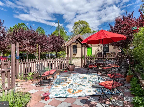 404 Allegheny Ave, Towson, MD 21204