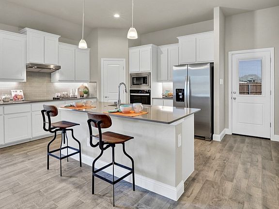 3rd image of 10408 Sunset Shore Dr