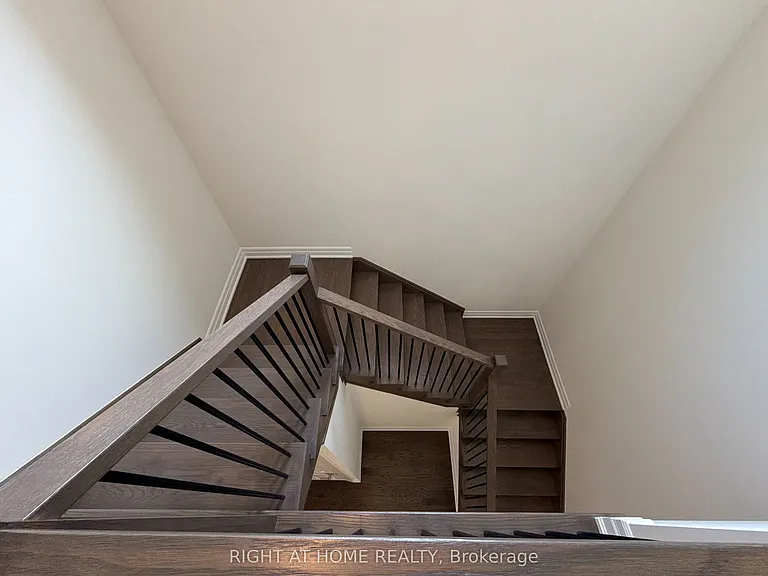 2127 Binbrook Dr — Photo 23