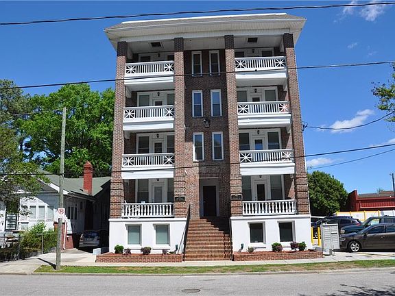 3rd image of 112 W 39th St #9