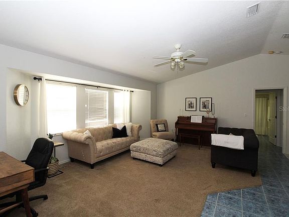 3rd image of 4844 Italy Ave