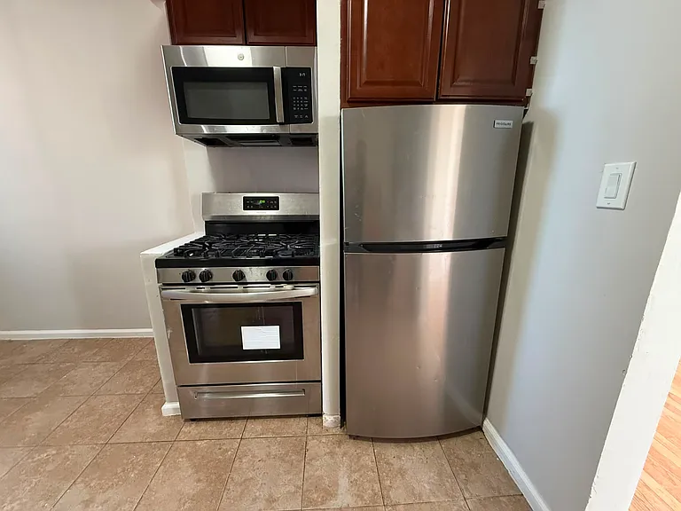 1618 Bergenline Ave #36E — Photo 1