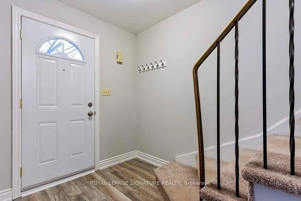 3 bed, $2,500 — Photo 2