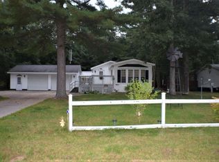 5986 Meeuwenberg Dr, Twin Lake, MI 49457