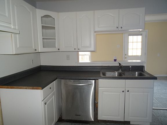 5th image of 1416 Frankel Ave