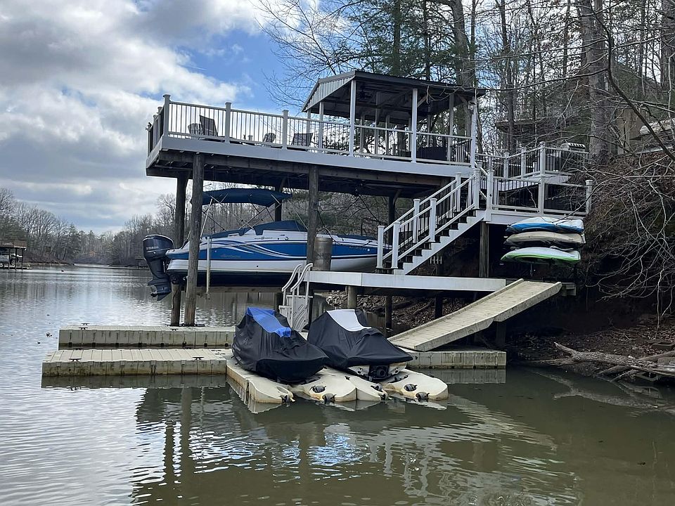 1st image of 512 Ridgelake Rd #22