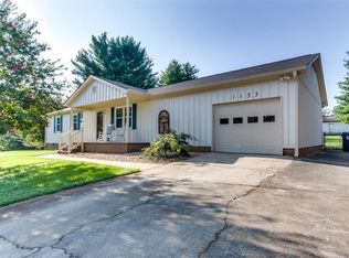 1133 Tall Oaks Cir, Piedmont, SC 29673