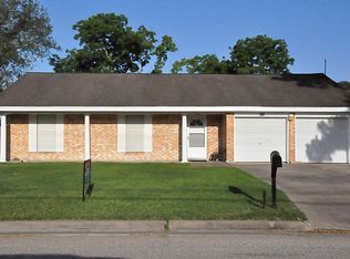 502 Duroux Rd, La Marque, TX 77568