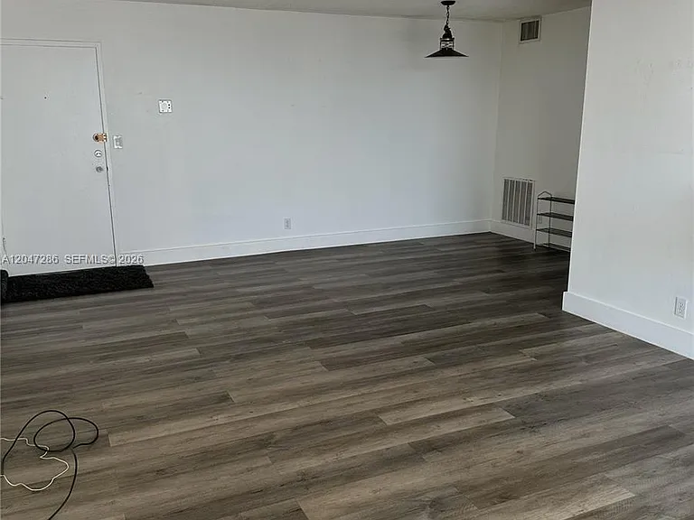 137 Golden Isles Dr #1212 — Photo 6