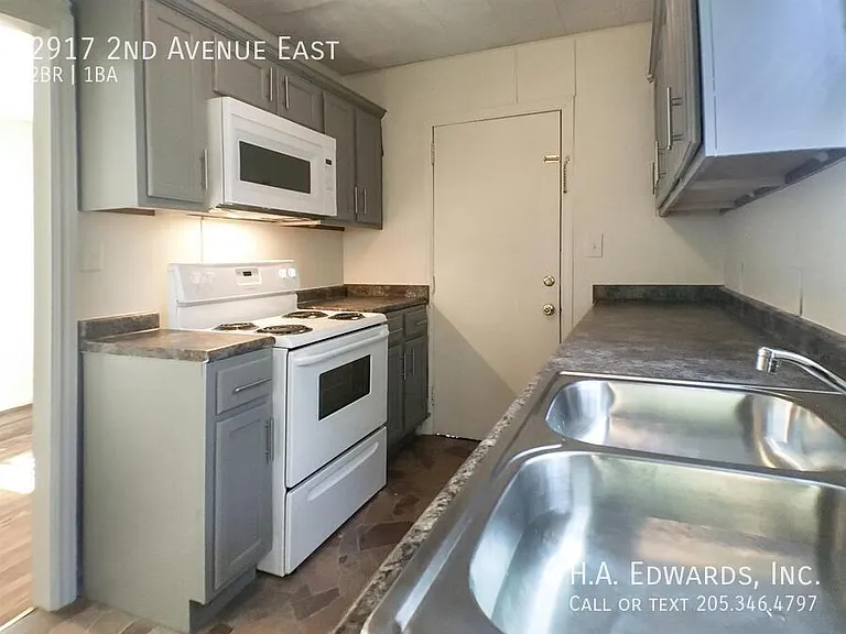 2917 2nd Ave E — Photo 8