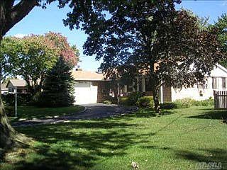 2nd image of 204 Sandpiper Ln