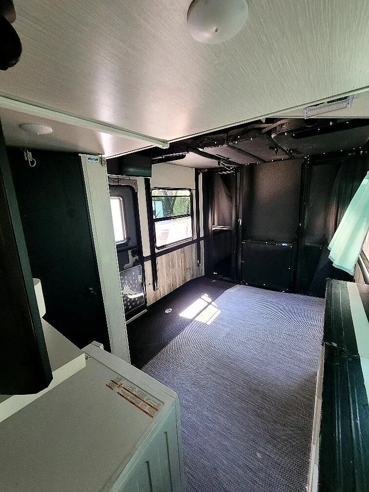 Spacious 2 Bed/2 Bath Unit in Sonora | Available 6/13/2026 | $1998/mo — Photo 3