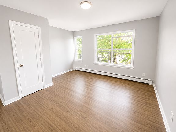 3rd image of 388 Stuyvesant Ave APT 12